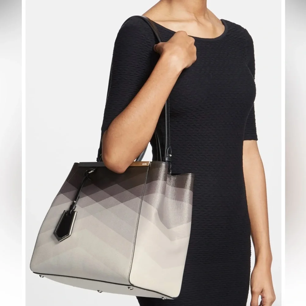 FENDI 2Jours Medium Elite Tote Bag in Black Degrade - Picture 5 of 13